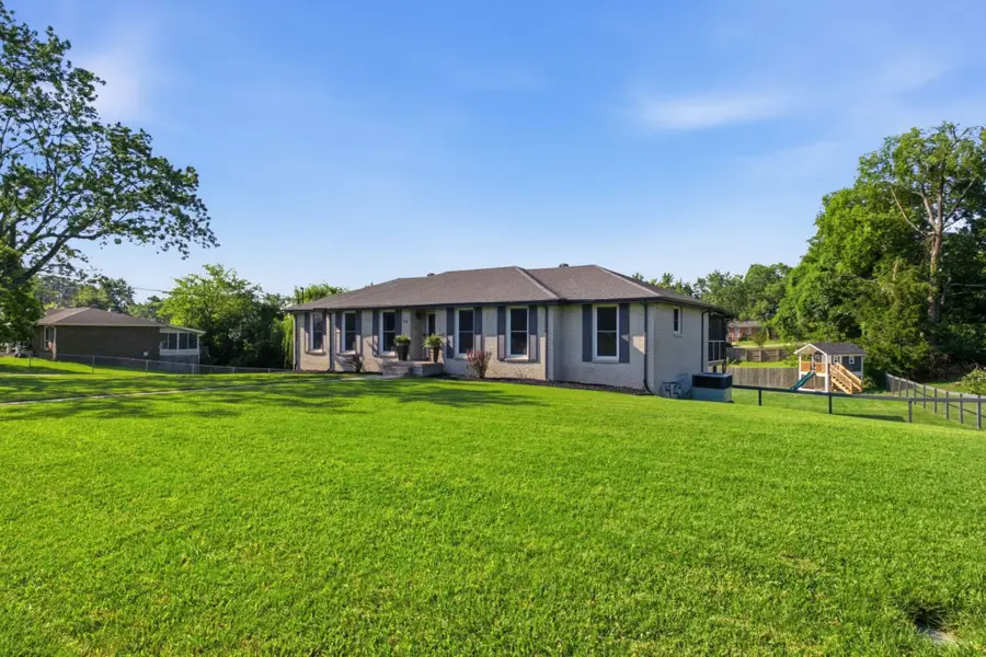 79 Hill St E, Mount Juliet, TN 37122 - #3