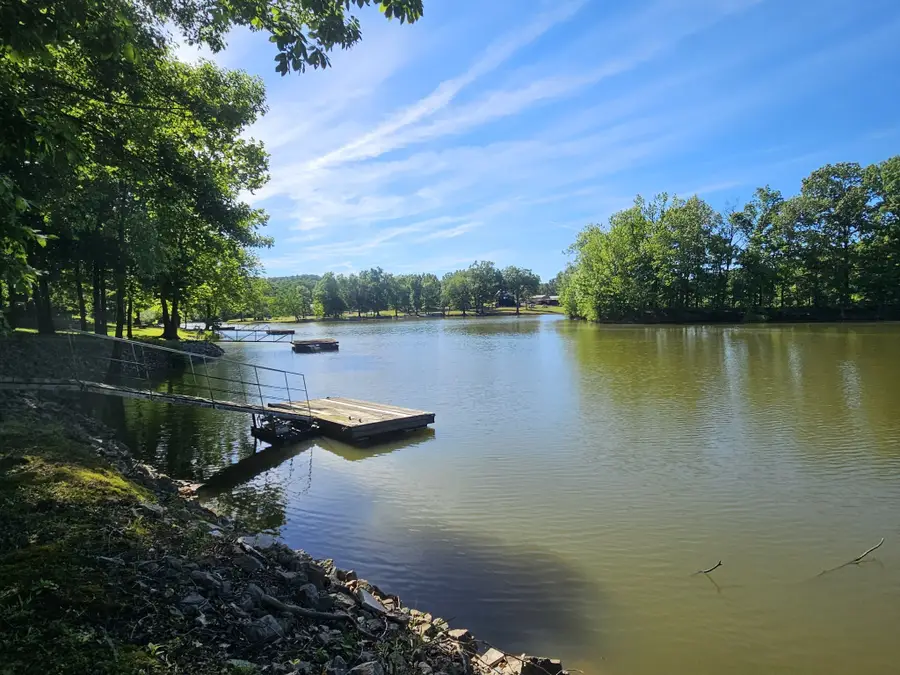 261 Lakeview Dr, Bath Springs, TN 38311 - #3