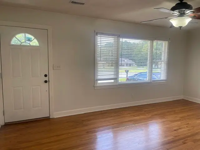 1102 N High St, Winchester, TN 37398 - #3