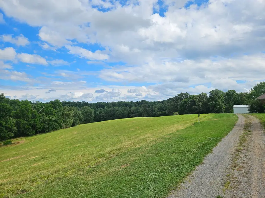 6931 Herbert Shannon Rd, Springfield, TN 37172 - #2