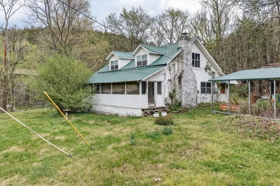 416 Hix Hollow Rd, Gainesboro, TN 38562 - #2