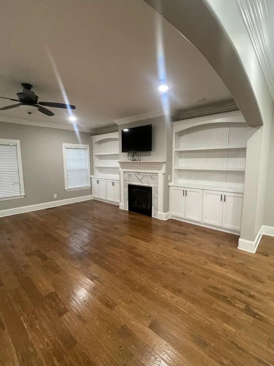 219 Waterloo St, Lawrenceburg, TN 38464 - #3