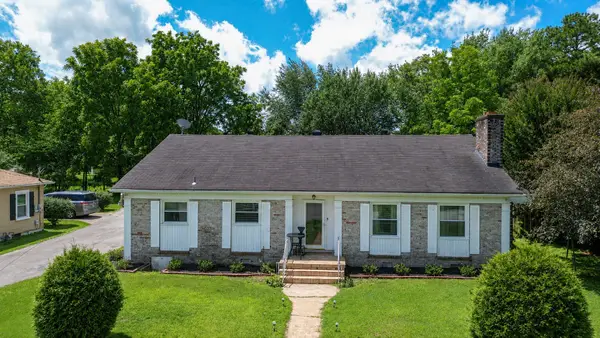 115 Debus St, Lawrenceburg, TN 38464