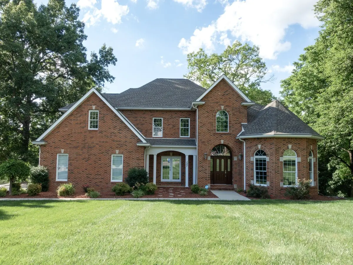 127 Helen Pl, Cookeville, TN 38506 - #1