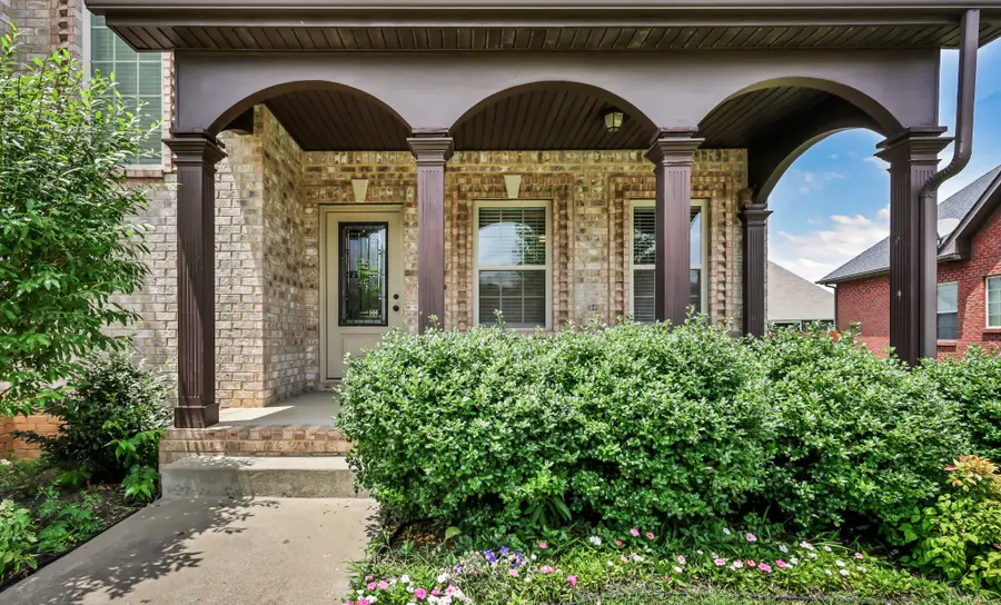 413 Clover Meadows Ct, Clarksville, TN 37043 - #2