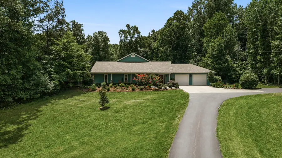 1766 Hunts Ln, Bowling Green, KY 42103 - #3
