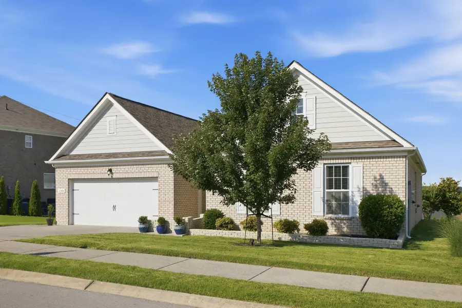 1303 Sylvan Park Dr, Spring Hill, TN 37174 - #3