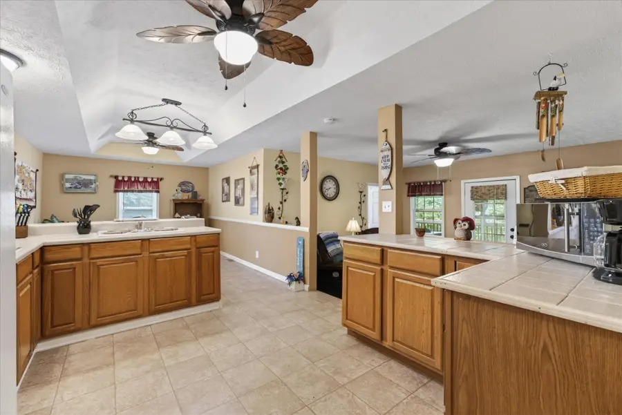 122 Lakeview Rd, Stewart, TN 37175 - #3