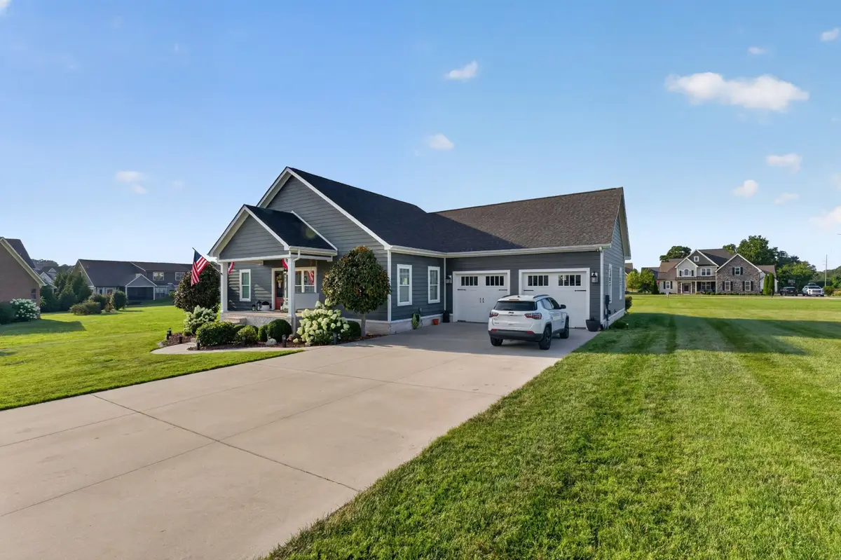 102 Cannonball Ct, Winchester, TN 37398 - #1