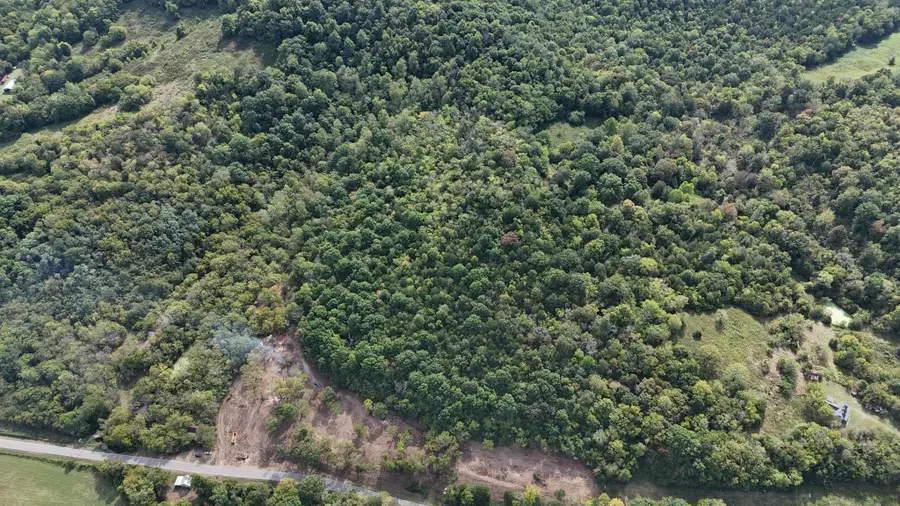 2819 Yell Rd, Lewisburg, TN 37091 - #2