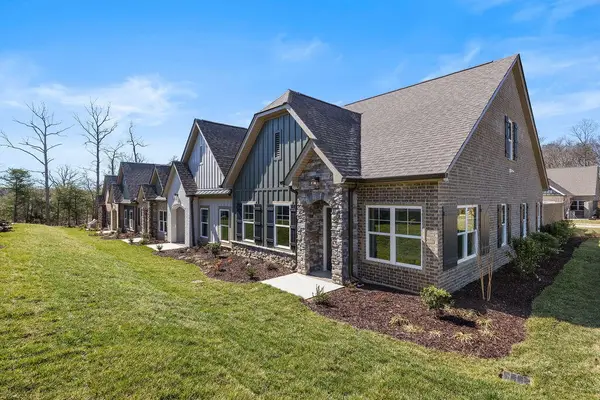 106 Founding Way #27, Lookout Mountain, GA 30750
