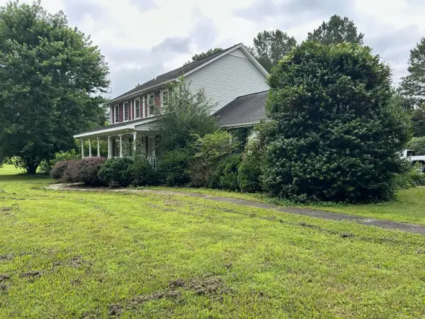 651 Turkey Creek Dr, Tullahoma, TN 37388
