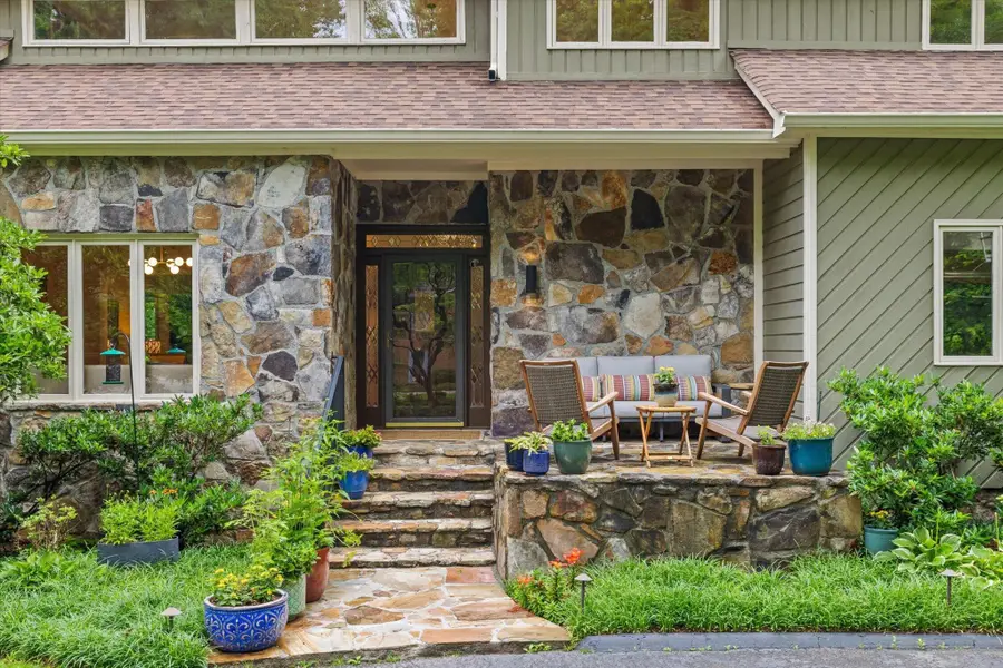 10 Pebble Lane, Signal Mountain, TN 37377 - #2