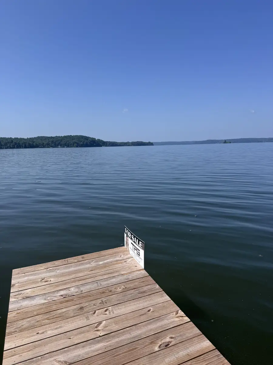 396 Moores Ln, Stewart, TN 37175 - #2
