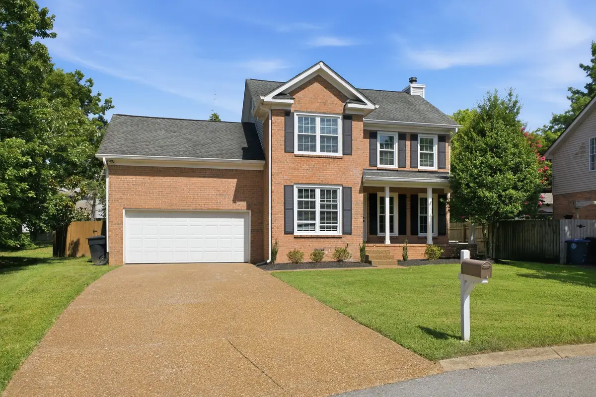 632 Independence Dr E, Franklin, TN 37067 - #1