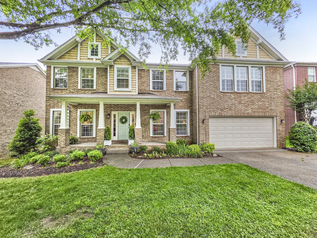 304 Forest Bend Dr, Mount Juliet, TN 37122 - #1