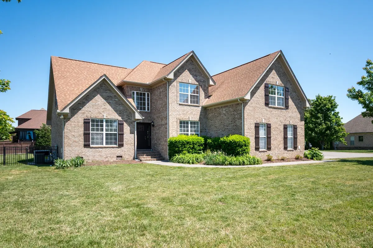 701 Scottland Trce, Mount Juliet, TN 37122 - #1