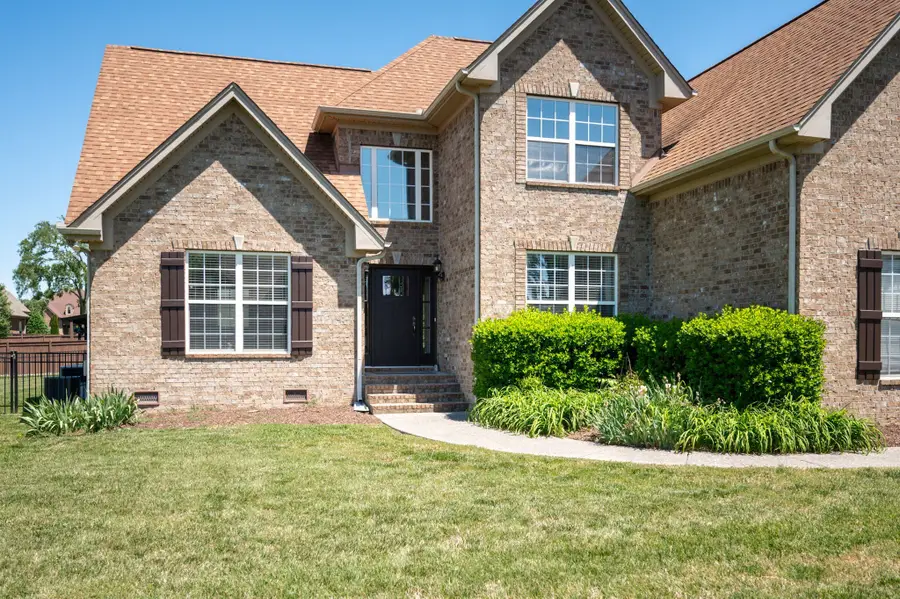 701 Scottland Trce, Mount Juliet, TN 37122 - #3