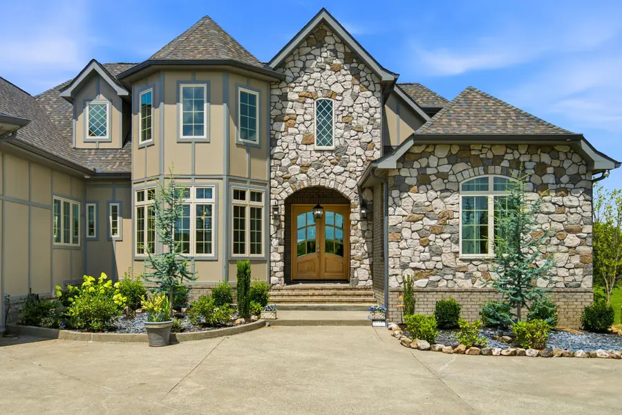 4940 Albert Fentress Rd, Greenbrier, TN 37073 - #3