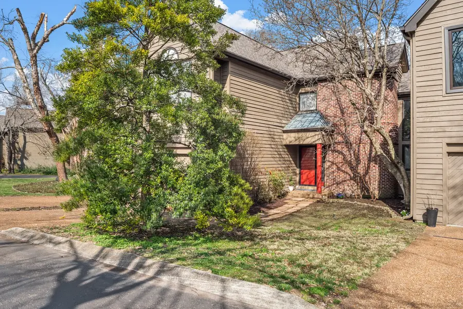 708 Harpeth Trace Dr, Nashville, TN 37221 - #2