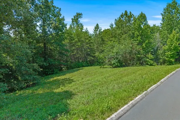16 Copper Still Way Drive, Madisonville, TN 37354