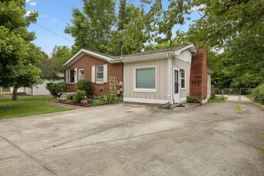 7010 Bonnavent Dr, Hermitage, TN 37076 - #3