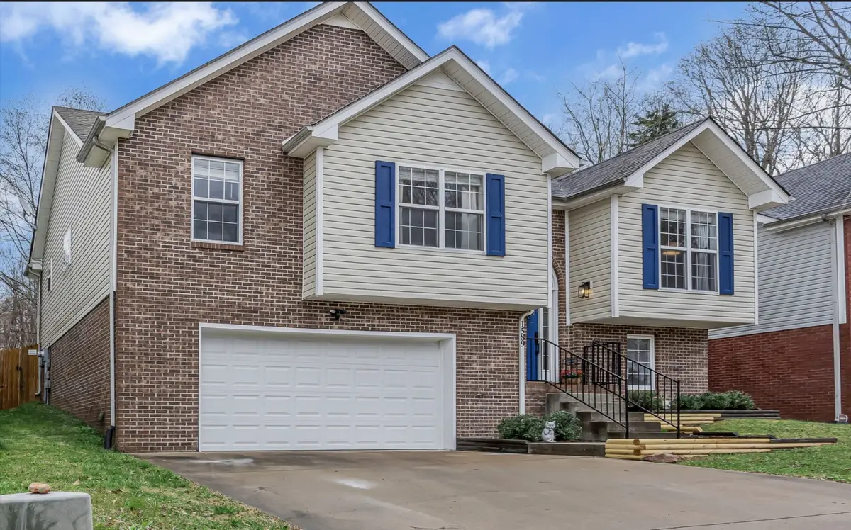 1589 Hedgewood Rd, Clarksville, TN 37042 - #1