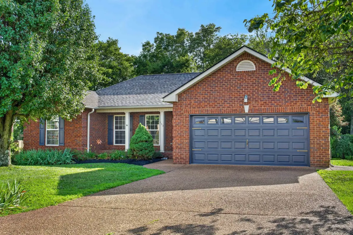 153 Putter Point Dr, Gallatin, TN 37066 - #1