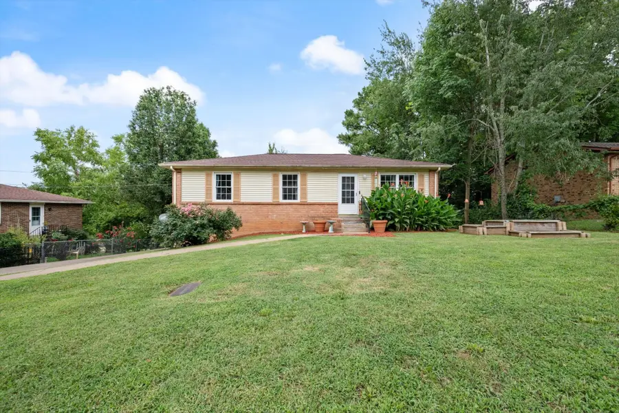 117 Mimosa Dr, Springfield, TN 37172 - #2