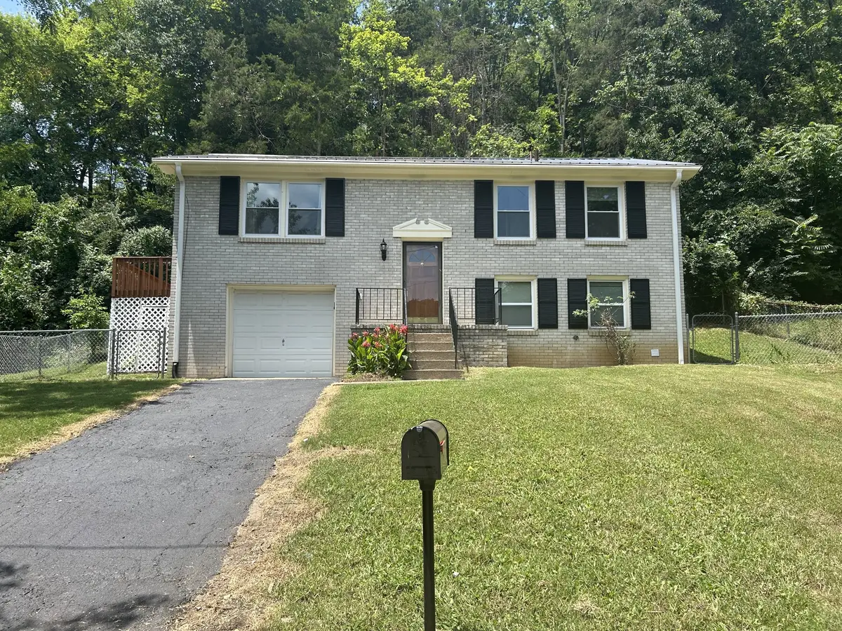211 Sawyer Brown Ct, Nashville, TN 37221 - #1