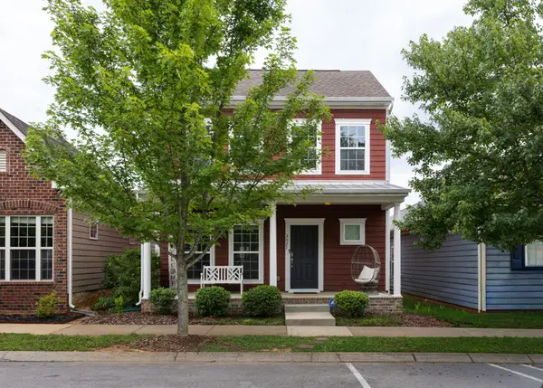 3027 Bienville Dr, Smyrna, TN 37167