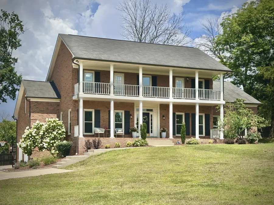 404 Winchester Dr, Franklin, TN 37069 - #2