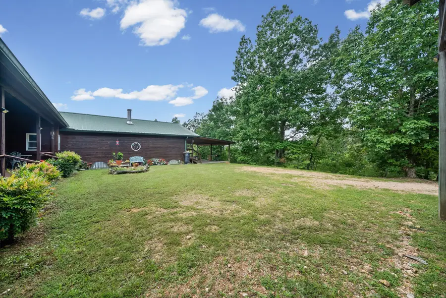 3519 Owl Hollow Rd, Linden, TN 37096 - #3
