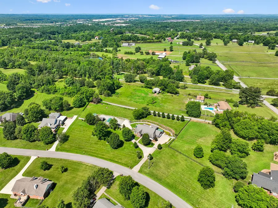 433 Bonnie Valley Dr, Lebanon, TN 37087 - #2