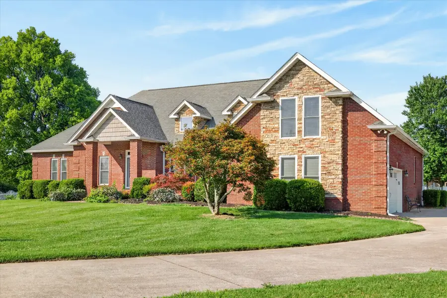 476 Maxshire Ct, Clarksville, TN 37043 - #3