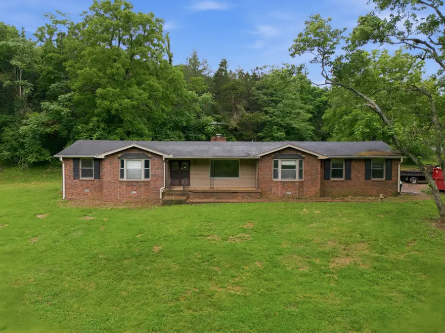 101 E Allen Rd, Hendersonville, TN 37075 - #2