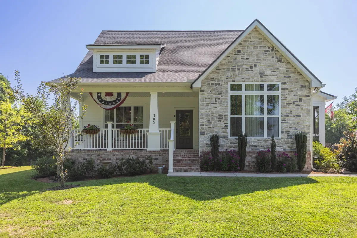 392 New Deal Potts Rd, Cottontown, TN 37048 - #1