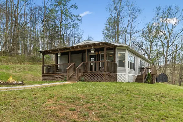 805 Harris Rd, Dickson, TN 37055