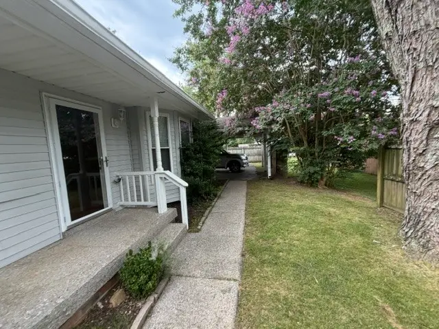 905 Patio Dr, Nashville, TN 37214 - #2