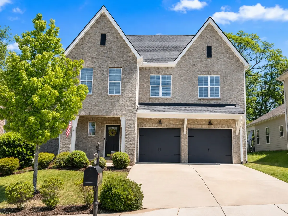 705 Plowson Rd, Mount Juliet, TN 37122 - #1