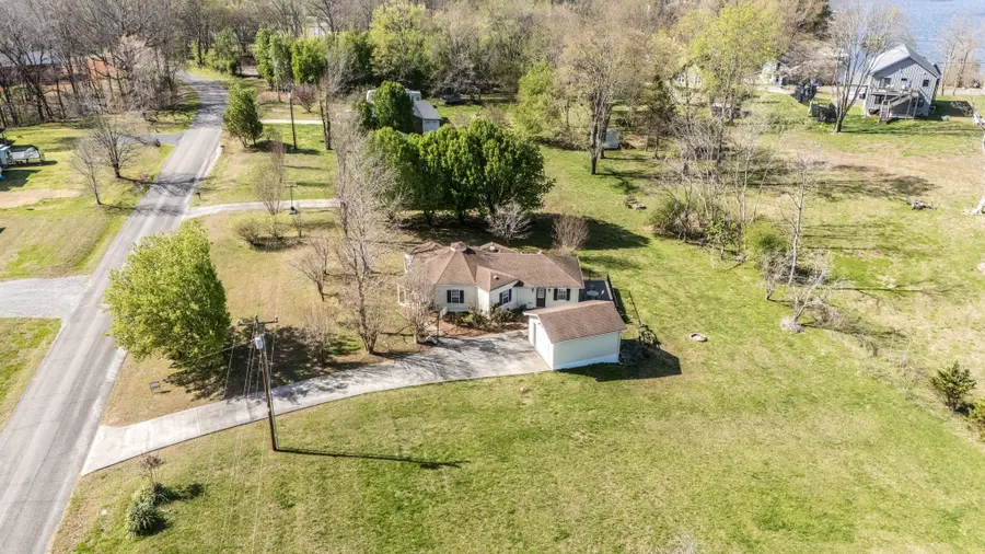 512 Cline Ridge Rd, Winchester, TN 37398 - #3