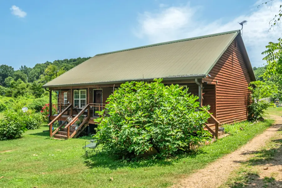 711 Liberty Cir, Prospect, TN 38477 - #3