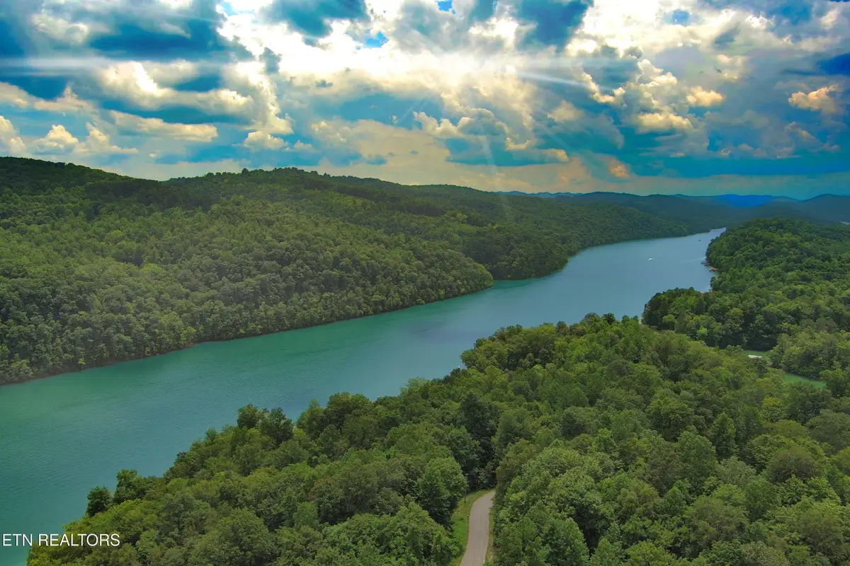 119 Laurel Wood Rd, Tazewell, TN 37879 - #1