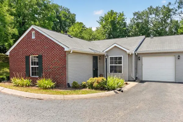 383 Bonita Pkwy, Hendersonville, TN 37075