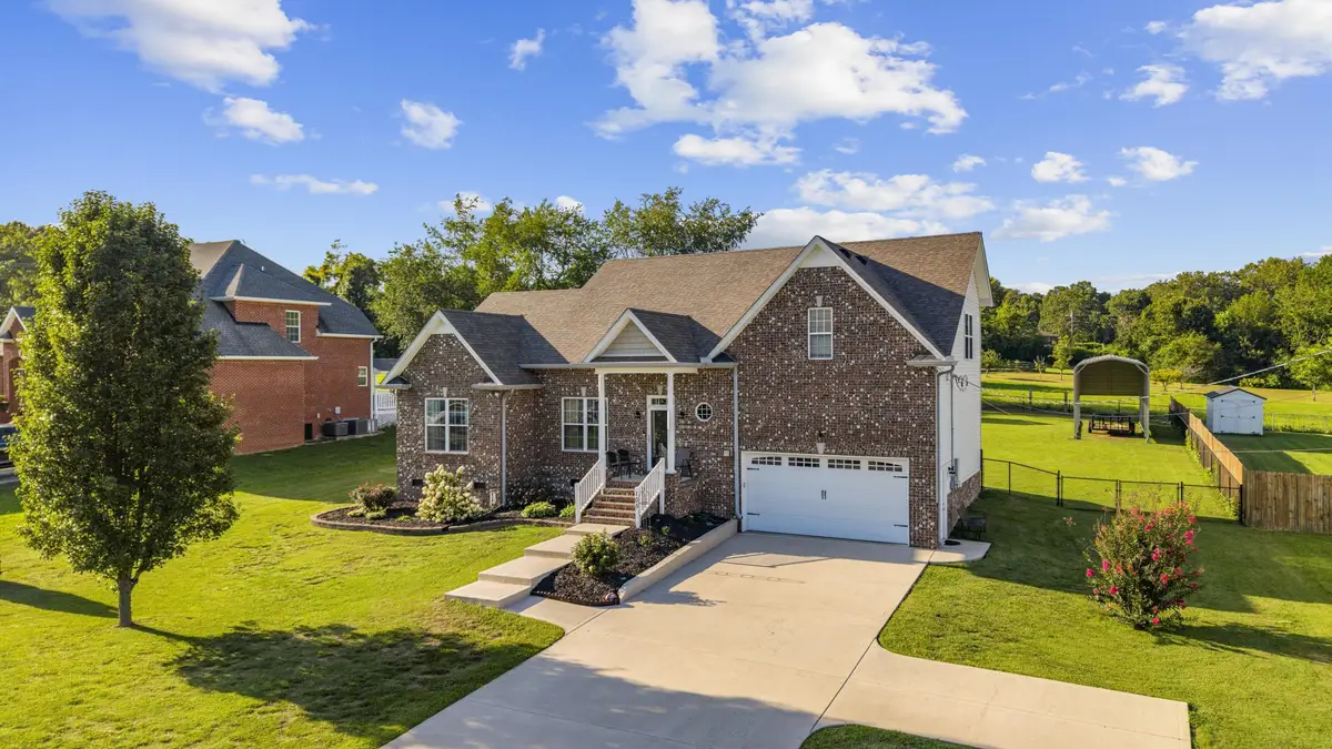 105 Wagners Way, White Bluff, TN 37187 - #1