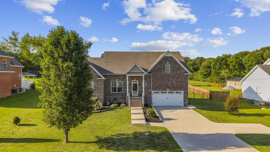 105 Wagners Way, White Bluff, TN 37187 - #2
