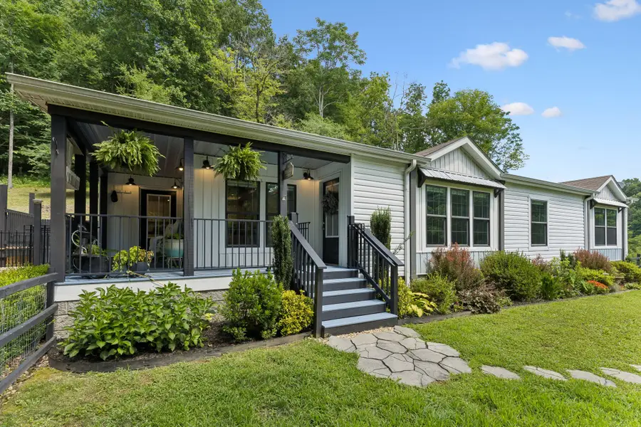 8501 Joy Rd, Mount Pleasant, TN 38474 - #2