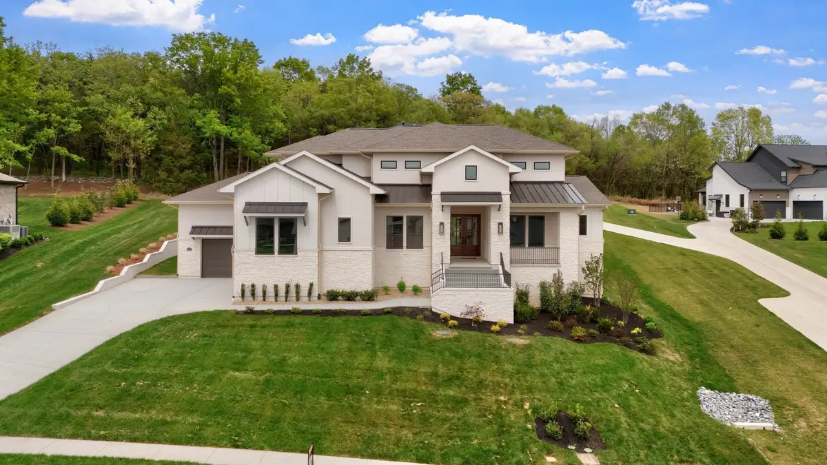 6066 Lookaway Cir, Franklin, TN 37067 - #1