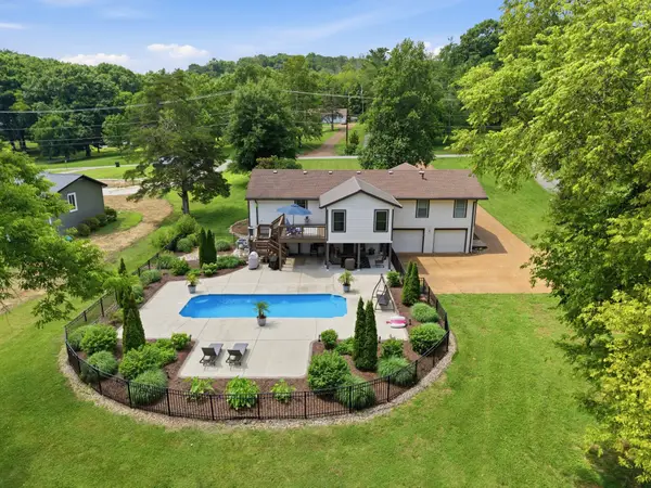 7939 Hooten Hows Rd, Nashville, TN 37221