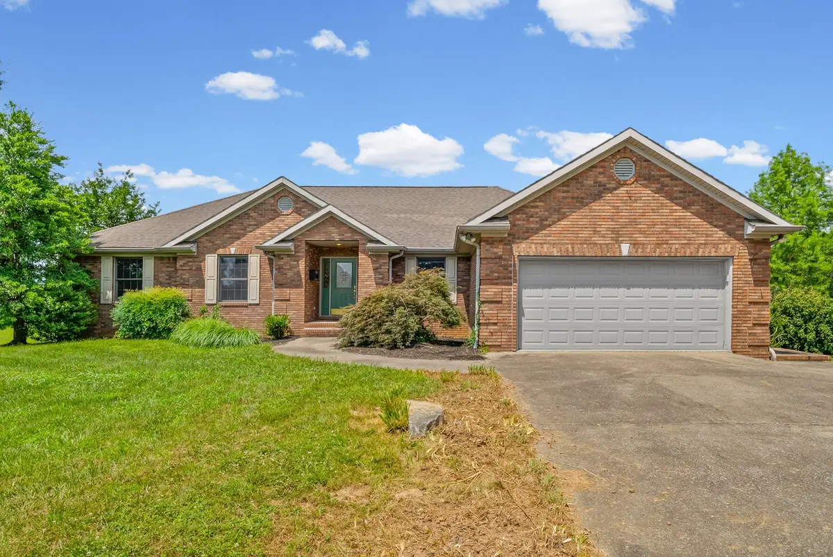 310 Chasity Dr, Cadiz, KY 42211 - #1
